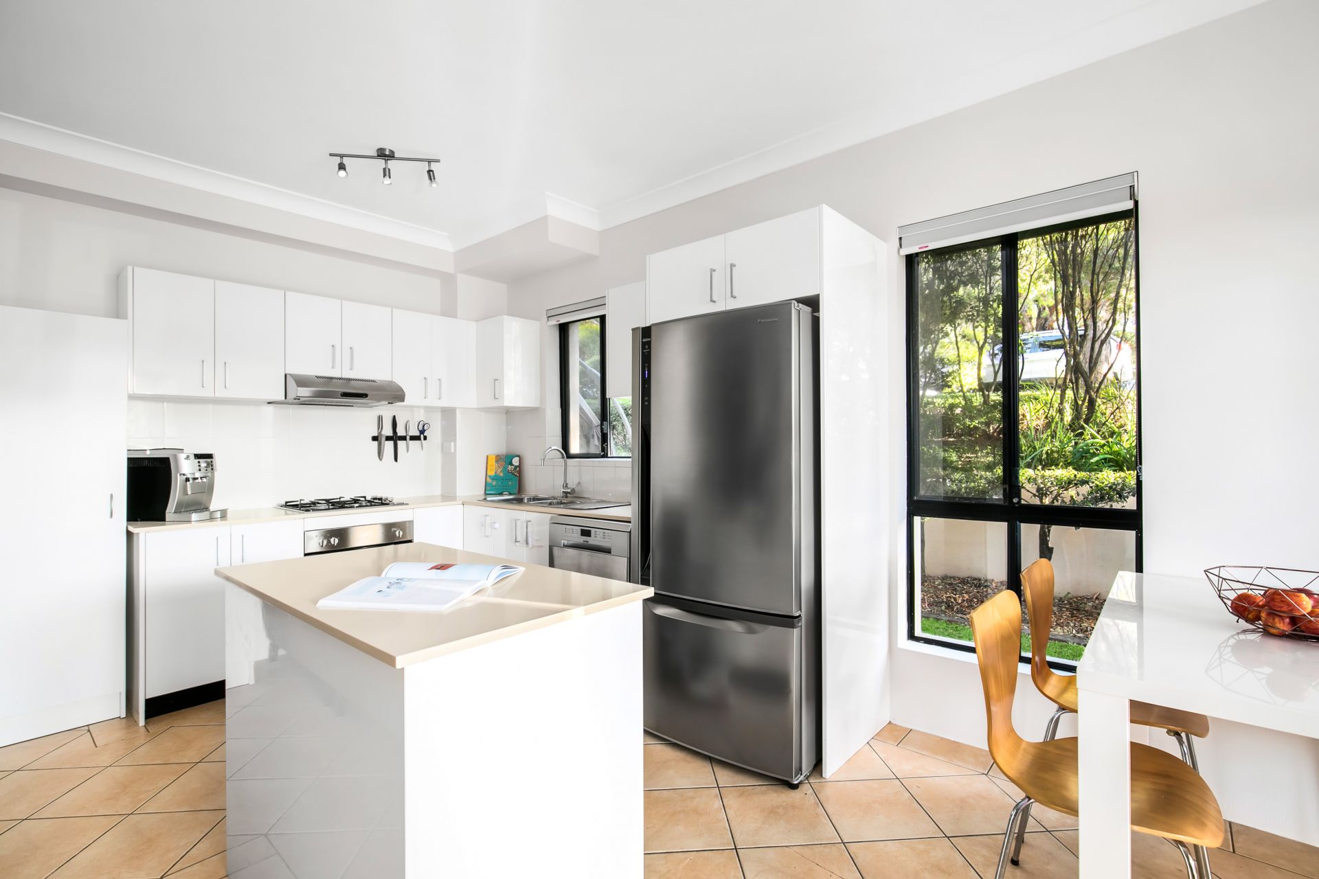 2/15 Premier Street, Gymea, Gymea - Thumbnail 4