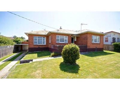 37 Thomas Street, EAST DEVONPORT, East Devonport - Thumbnail 2