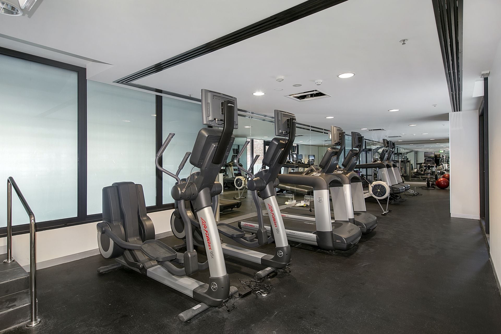 406/5 Sutherland Street MELBOURNE VIC, Melbourne - Thumbnail 5