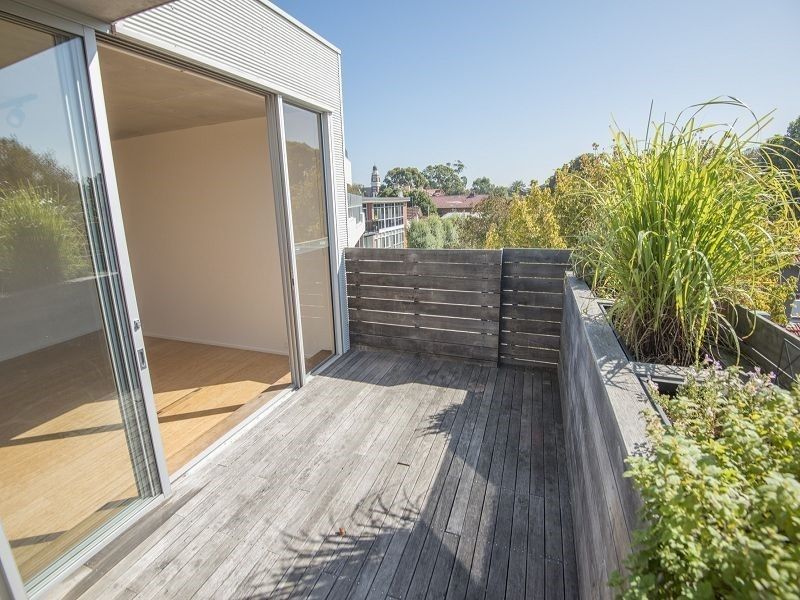 207/35 Ormond Road, Elwood