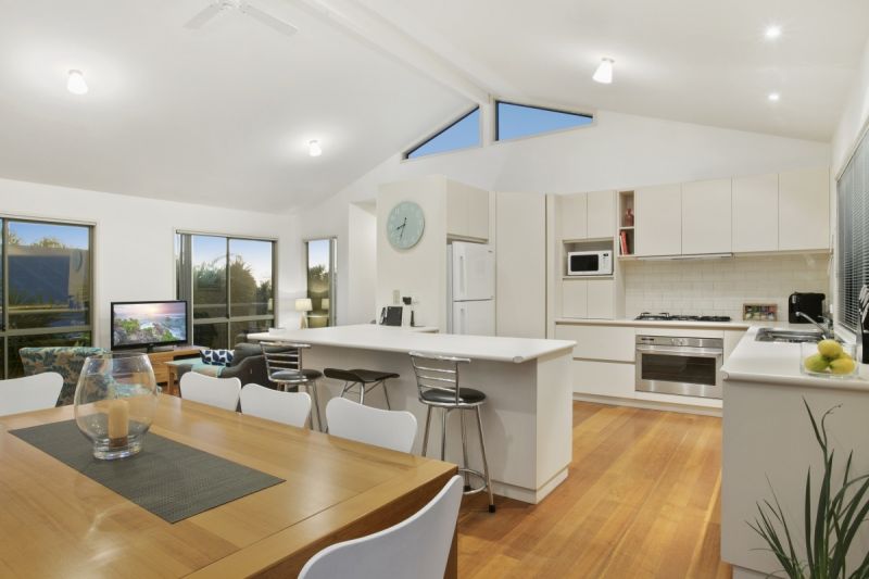 6 Westbury Court Ocean Grove VIC, Ocean Grove - Thumbnail 3