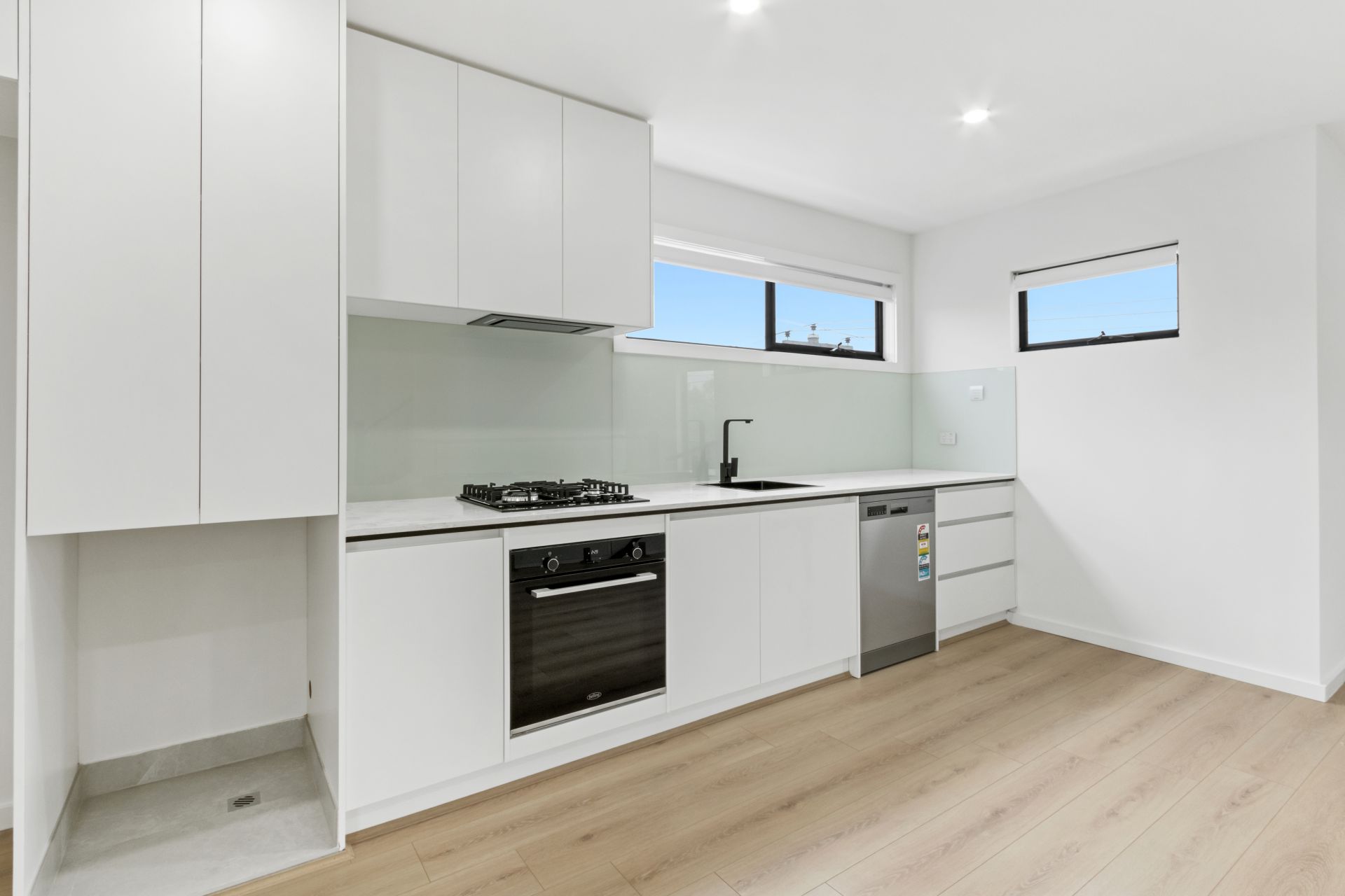 Brand New Luxury 2-Bedroom Apartment in Vibrant Northcote