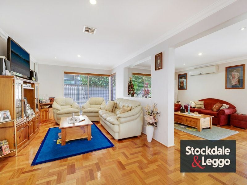 3 Stagecoach Boulevard SOUTH MORANG, South Morang - Thumbnail 4