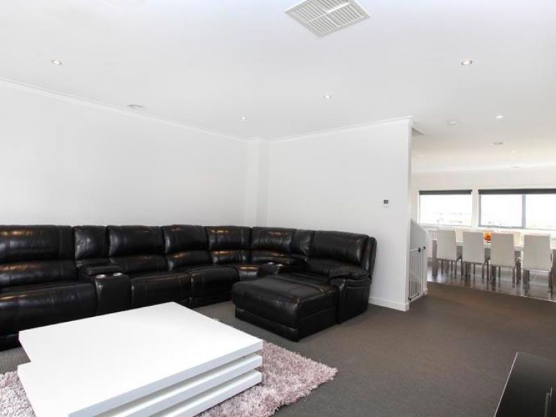 5/69-77 Lancefield Drive, Caroline Springs - Thumbnail 5