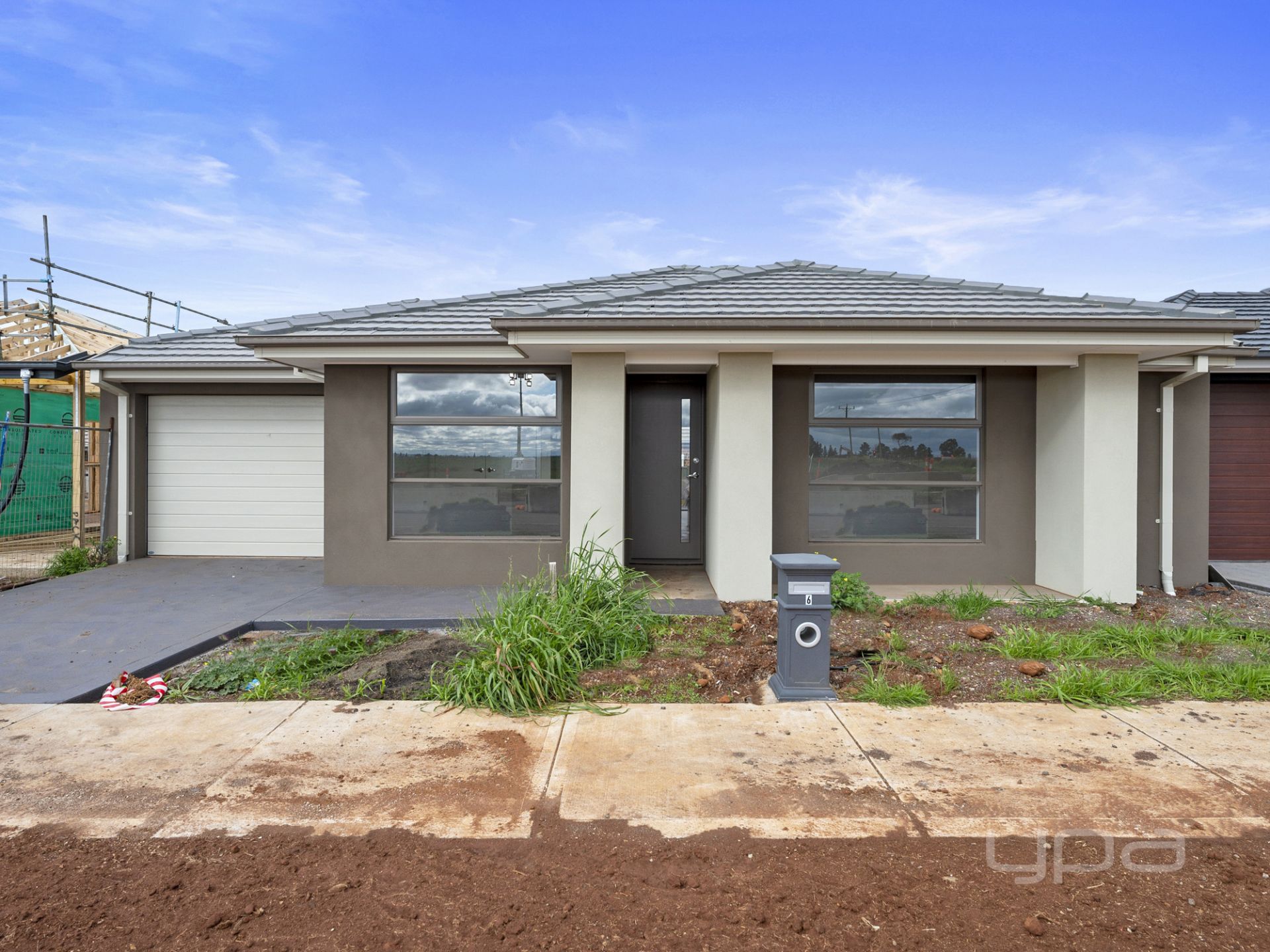 6 Adelong Boulevard, Cobblebank YPA Estate Agents