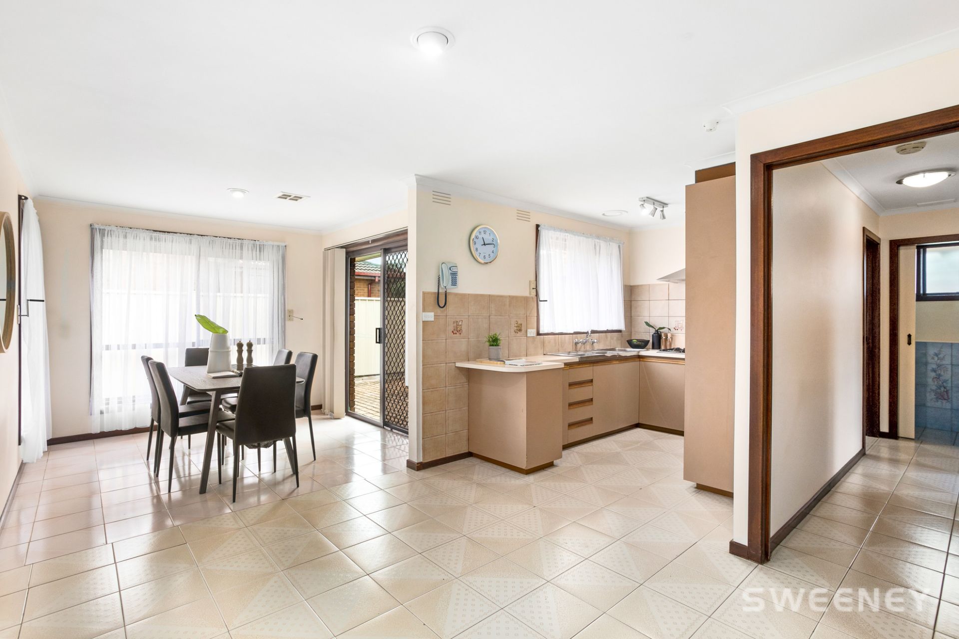 17 Scherman Drive, Altona Meadows - Thumbnail 7