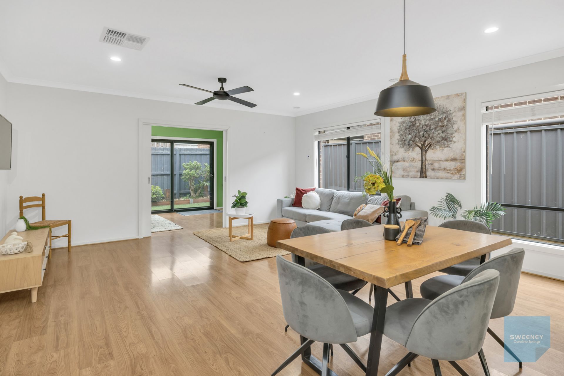 29 Quadrant Drive, Fraser Rise - Thumbnail 6