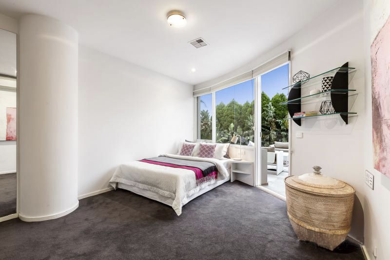 4 Ontario Street, Caulfield North - Thumbnail 4