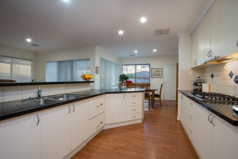 12 Casper Lane Albury NSW, Albury - Thumbnail 4