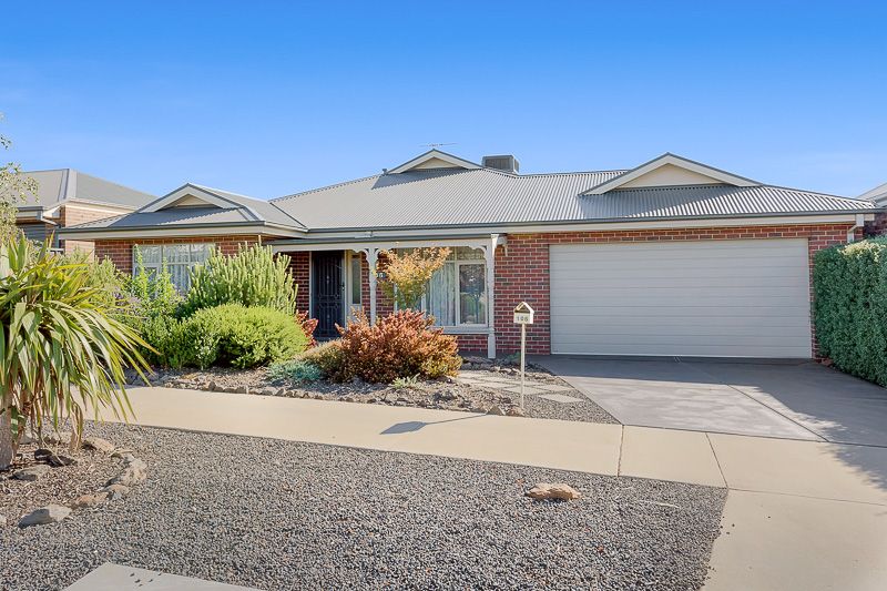 106 Clifton Drive, Bacchus Marsh - Thumbnail 2