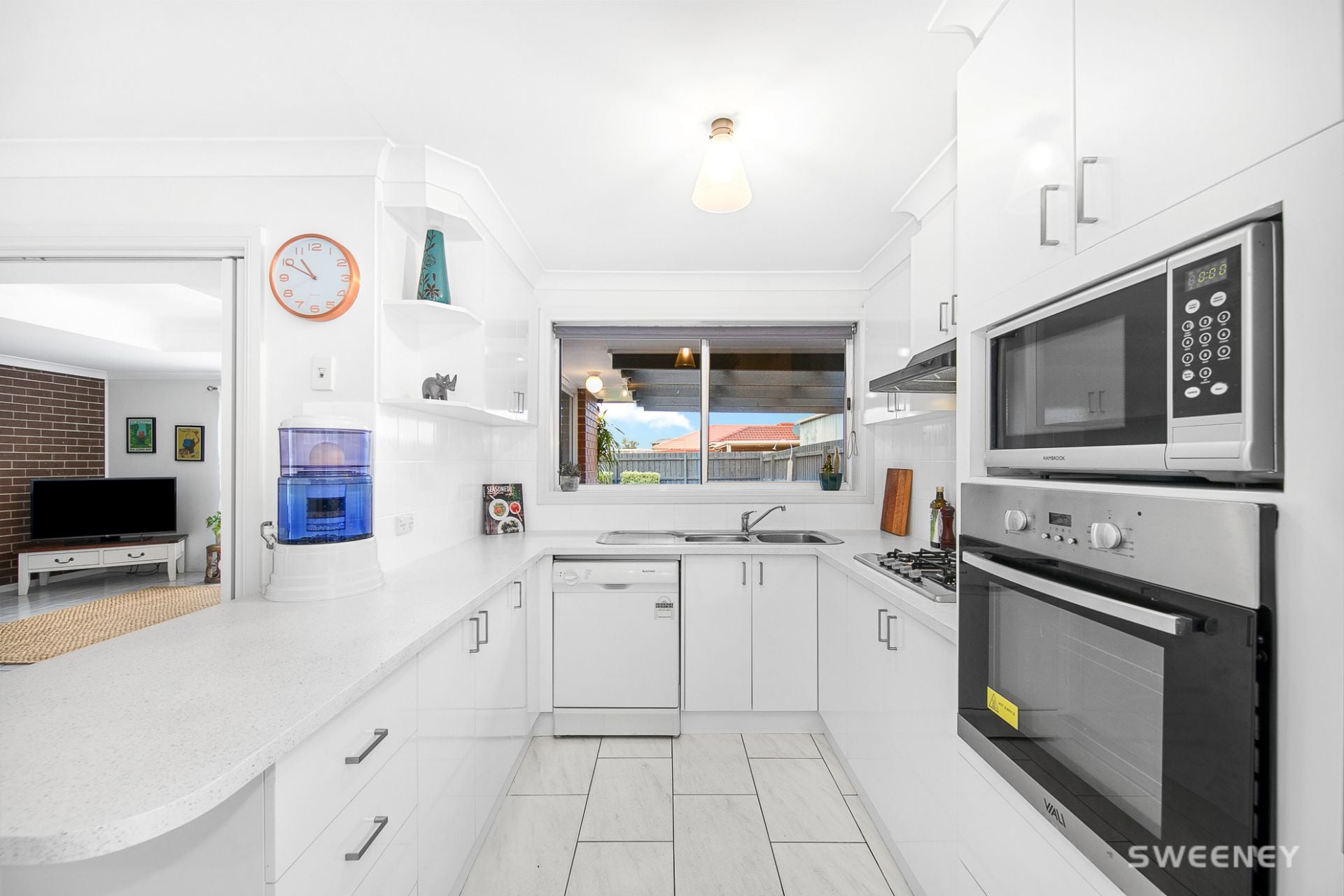 18 Lan Avenue, Altona Meadows - Thumbnail 6