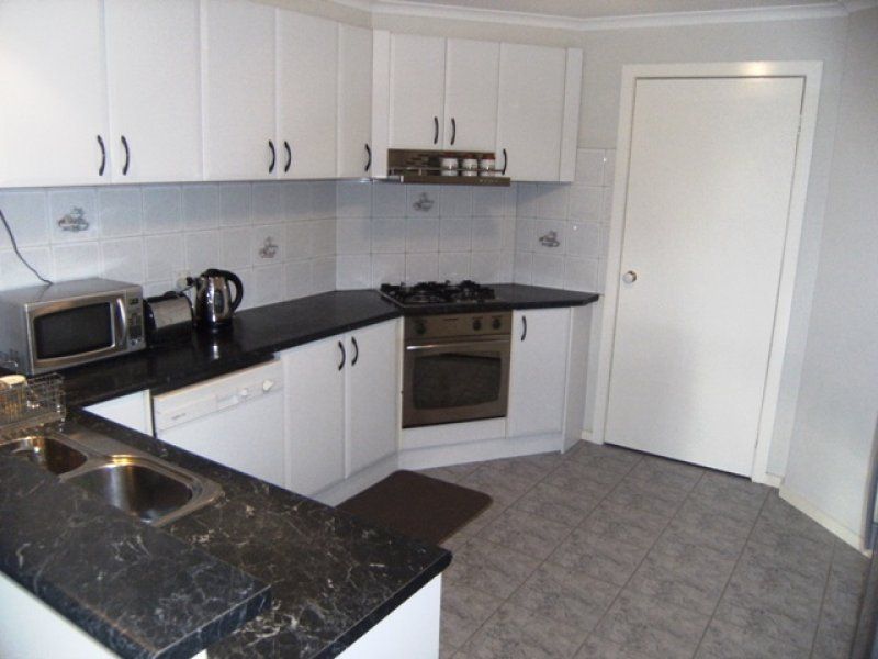 39 William Circuit, Caroline Springs - Thumbnail 3