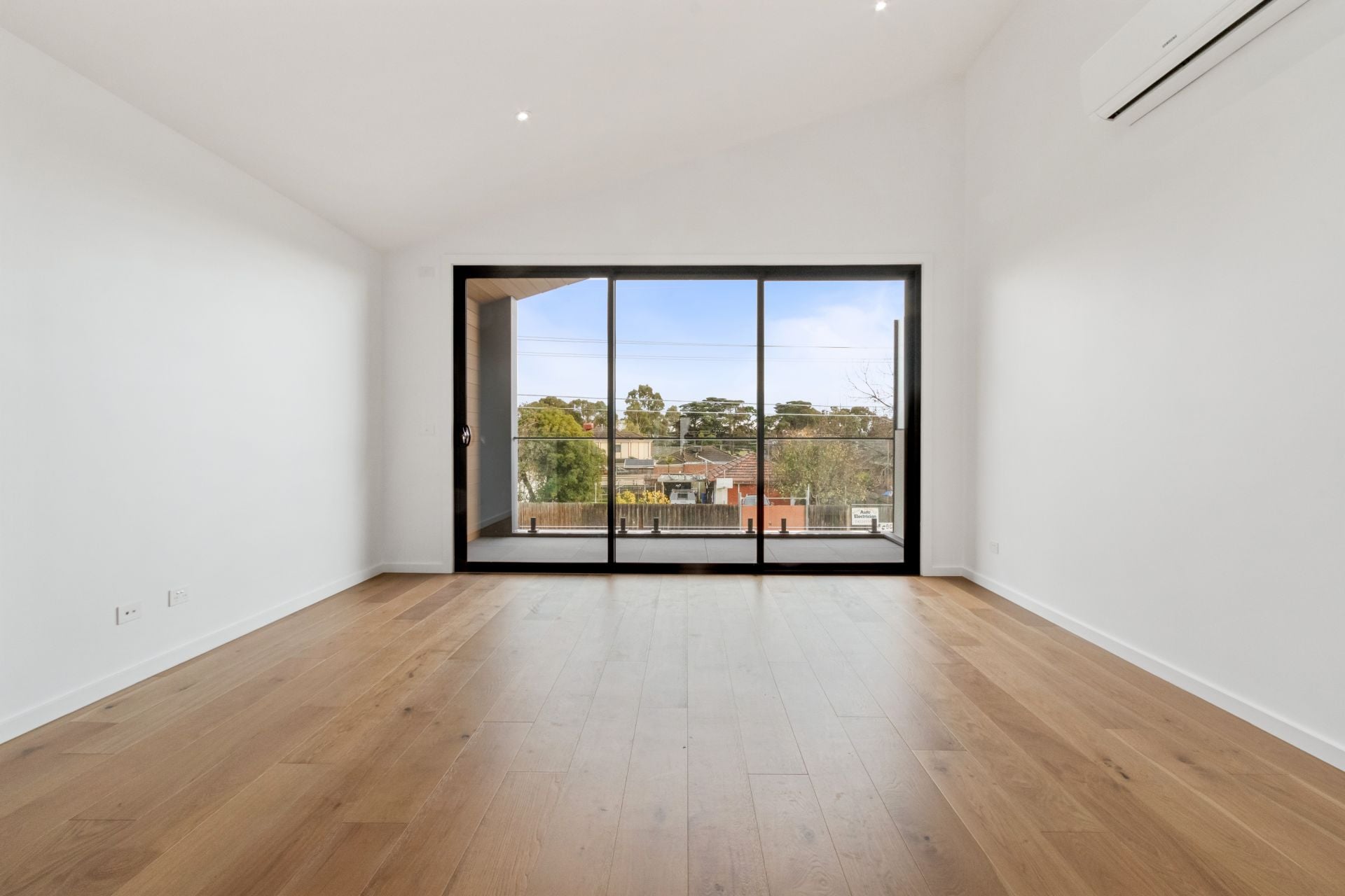 STUNNING PROPERTY