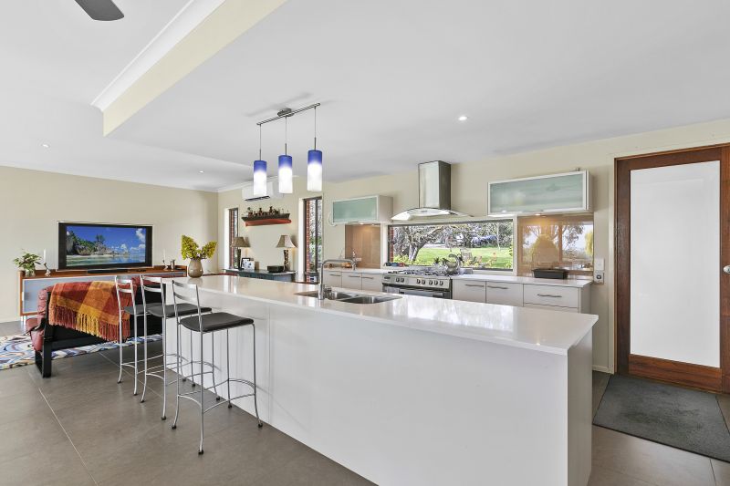 100 Bushs Road, Deans Marsh, VIC, Deans Marsh - Thumbnail 5
