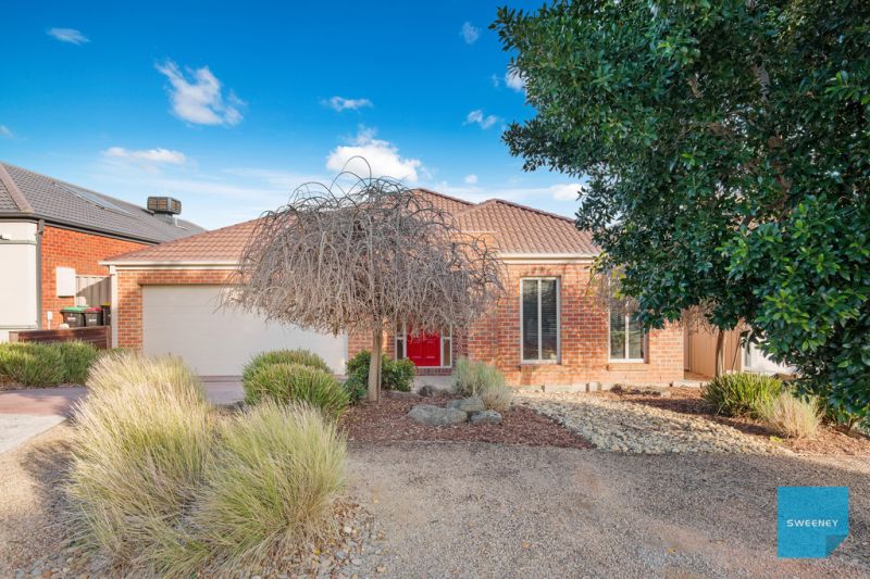 7 Bunyip Walk, Caroline Springs - Thumbnail 2