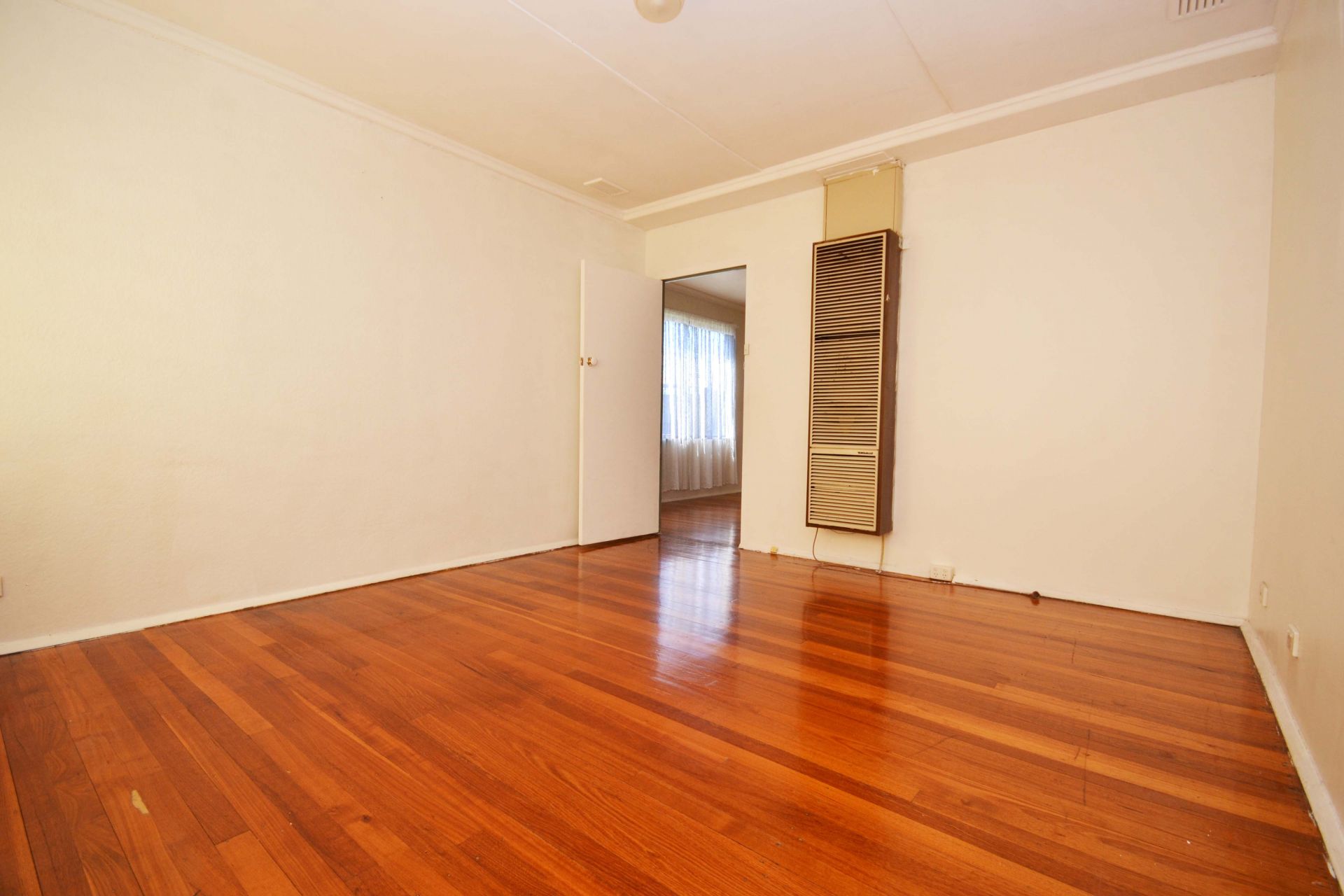 NEAT AND TIDY THREE BEDROOM