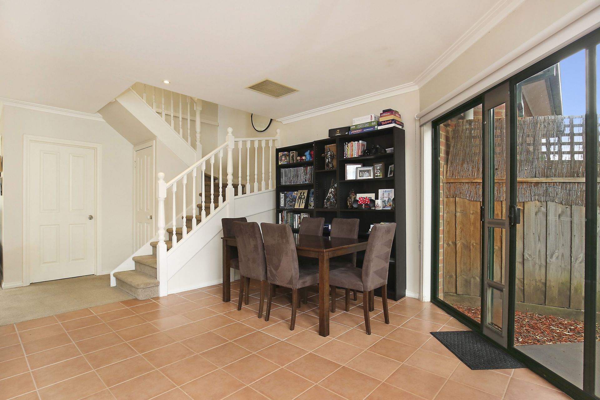INDOOR OUTDOOR DELIGHT