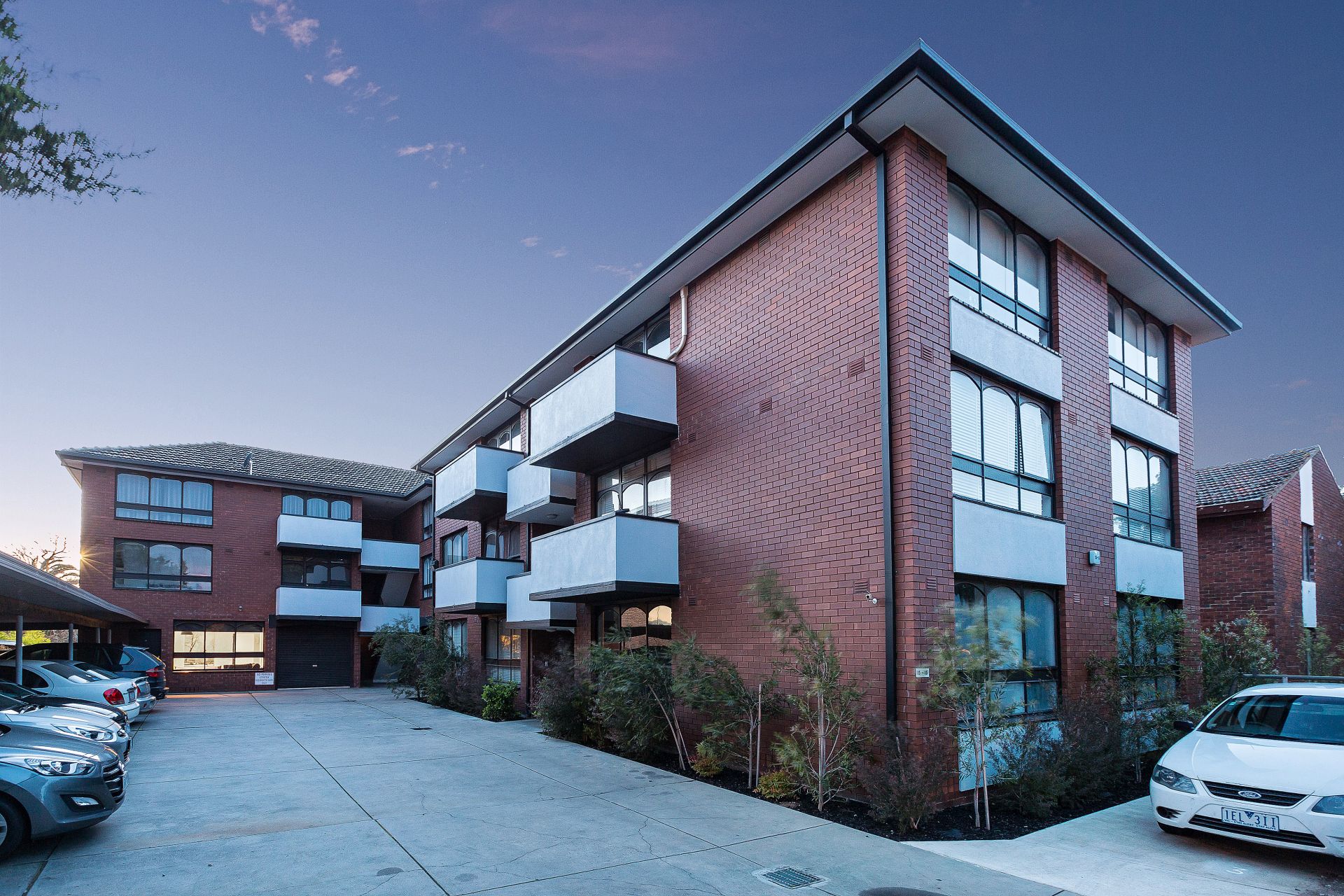 13-15 Nicholson Street, Footscray - Thumbnail 3
