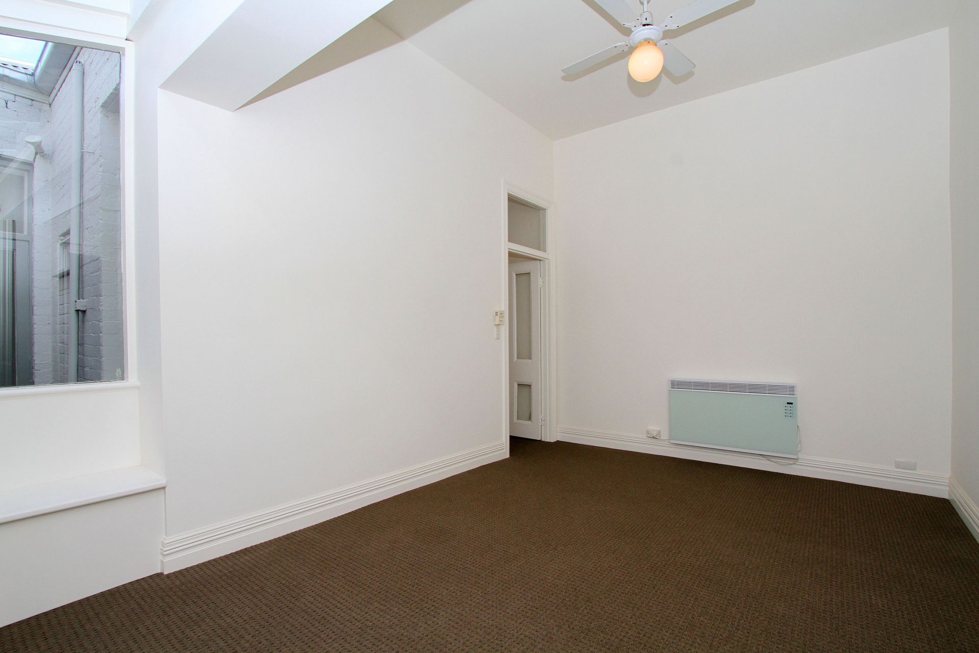 FULLY RENOVATED WITH TRAMS AT YOUR DOOR