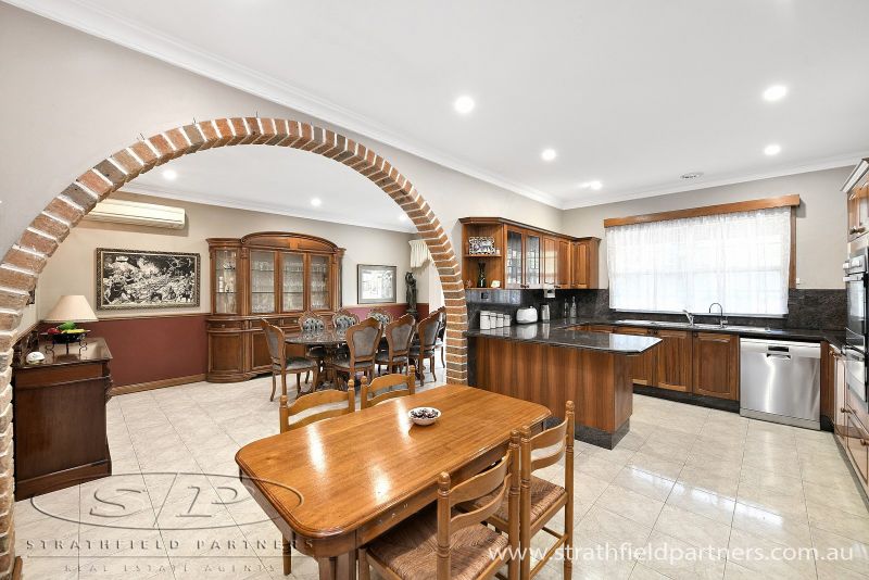 14 Armitree Street, Kingsgrove, Kingsgrove - Thumbnail 8