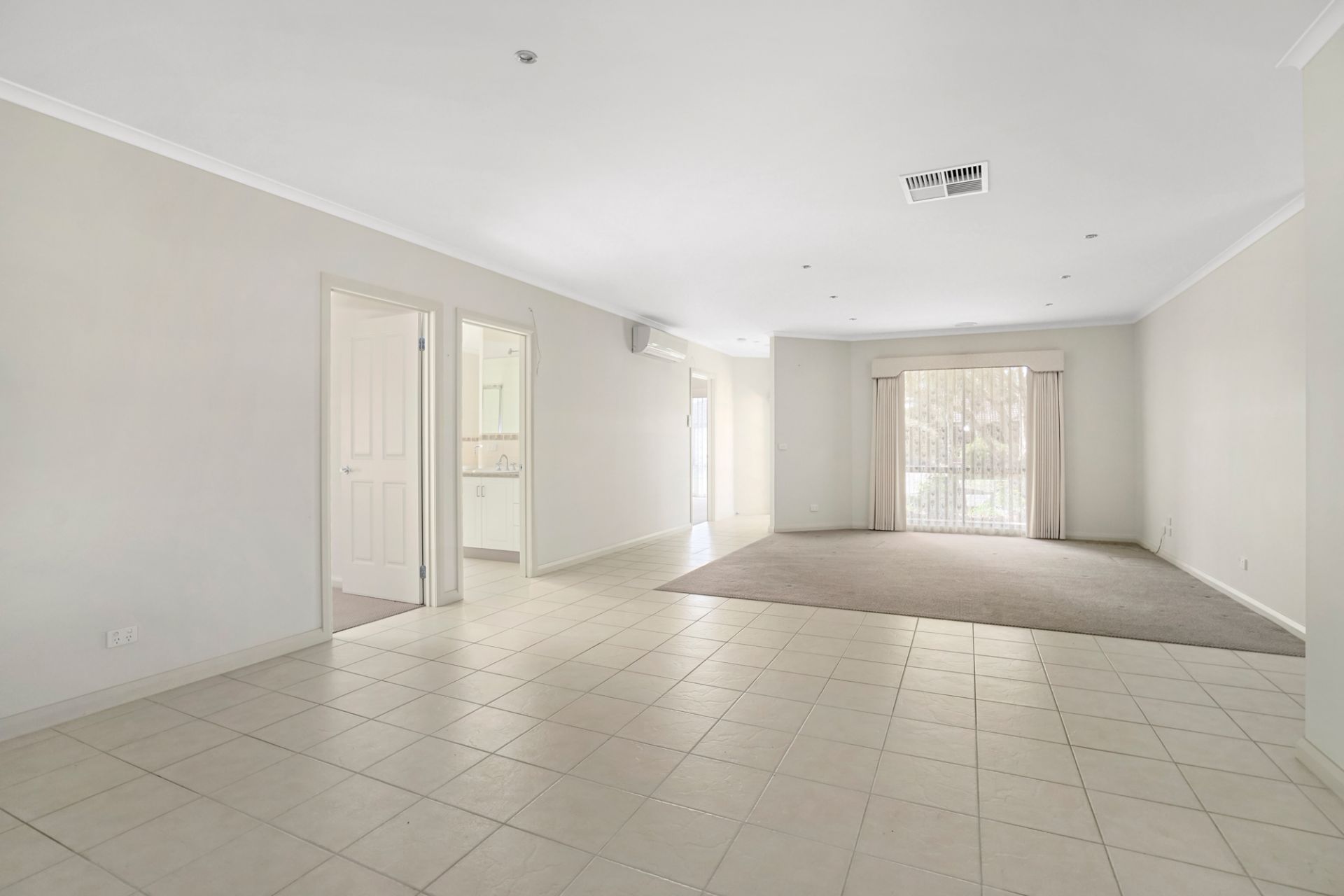 12 Tulloch Rise, Canadian, Canadian - Thumbnail 5