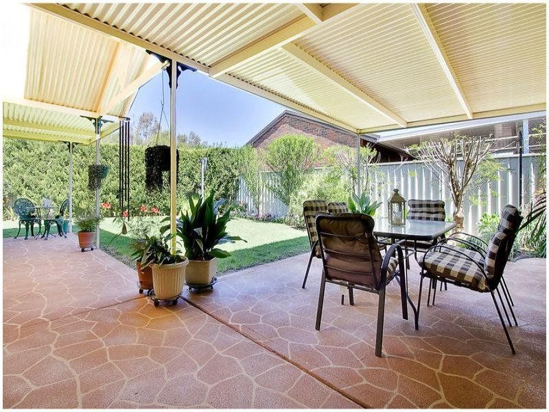 19 Ivy Avenue, McGraths Hill - Thumbnail 2