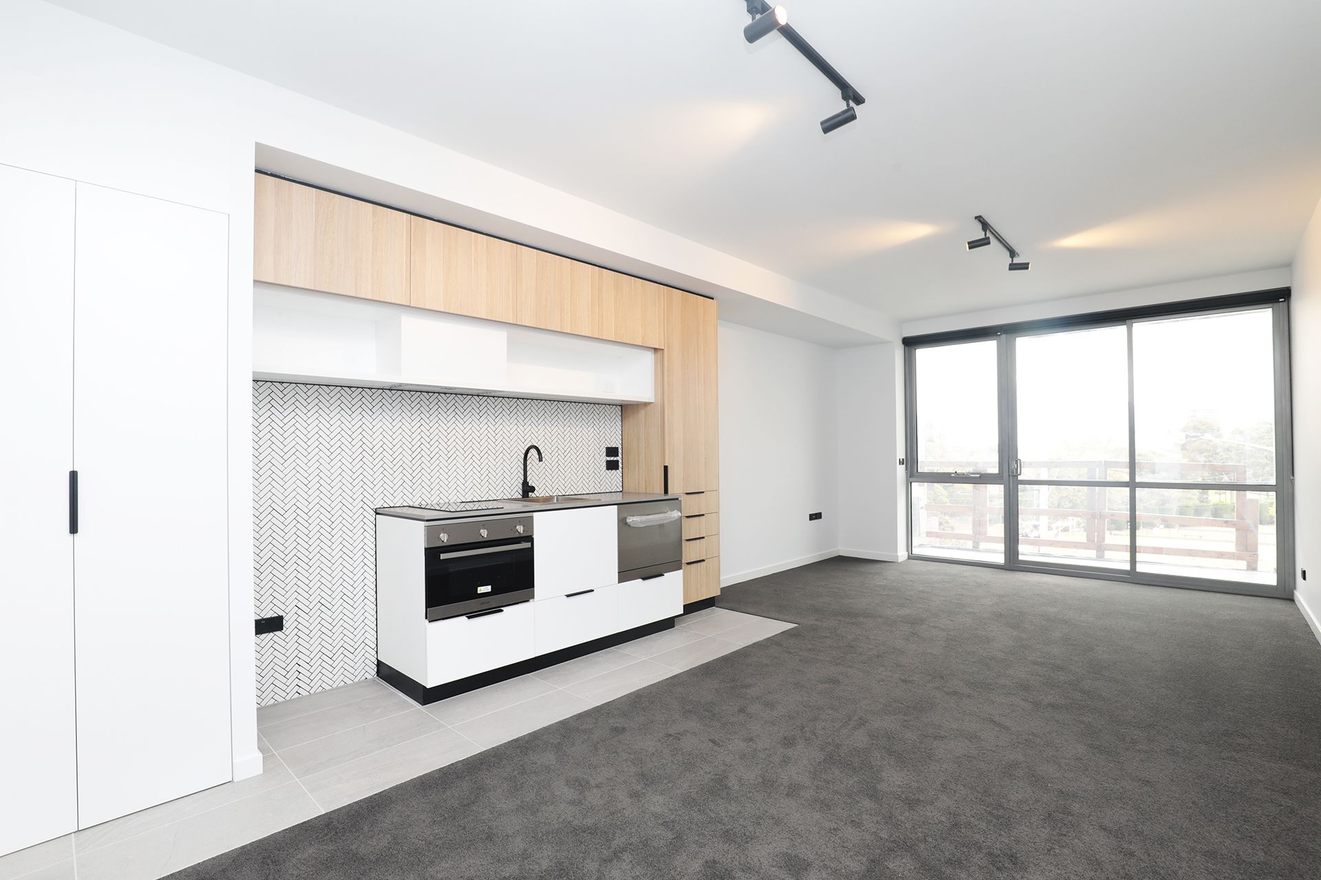 3/7 Bowling Green Street, Windsor - Thumbnail 3