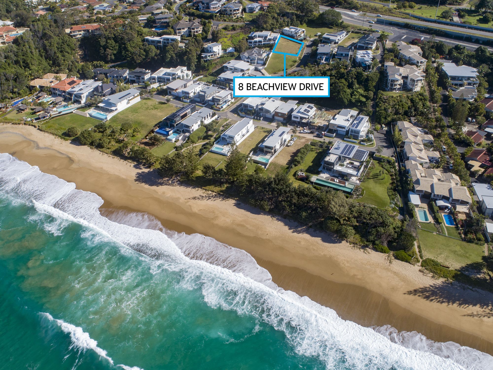 For Sale 8 Beachview Drive Sapphire Beach , NSW
