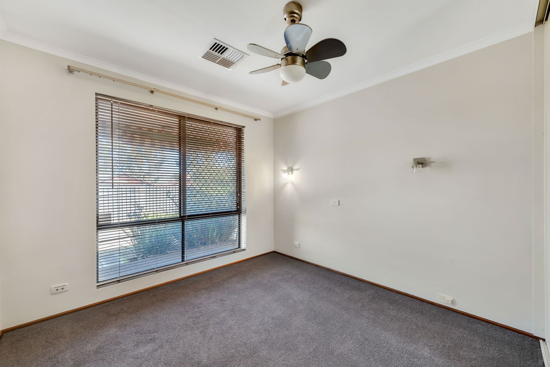 1/4 Jeanette Court, Aberfoyle Park - Thumbnail 7