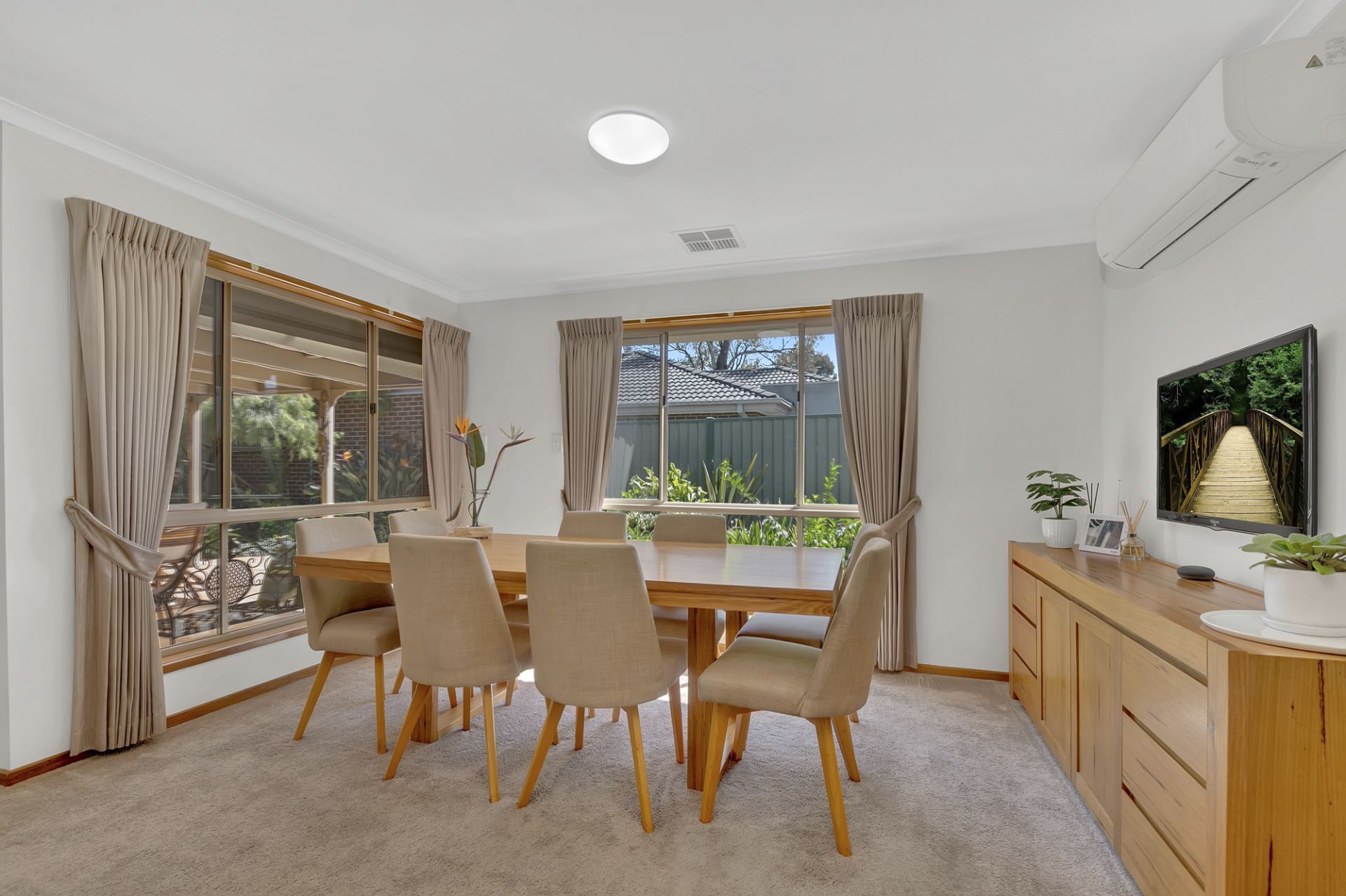 Effortless Living, Inspired Entertaining.        UNDER CONTRACT