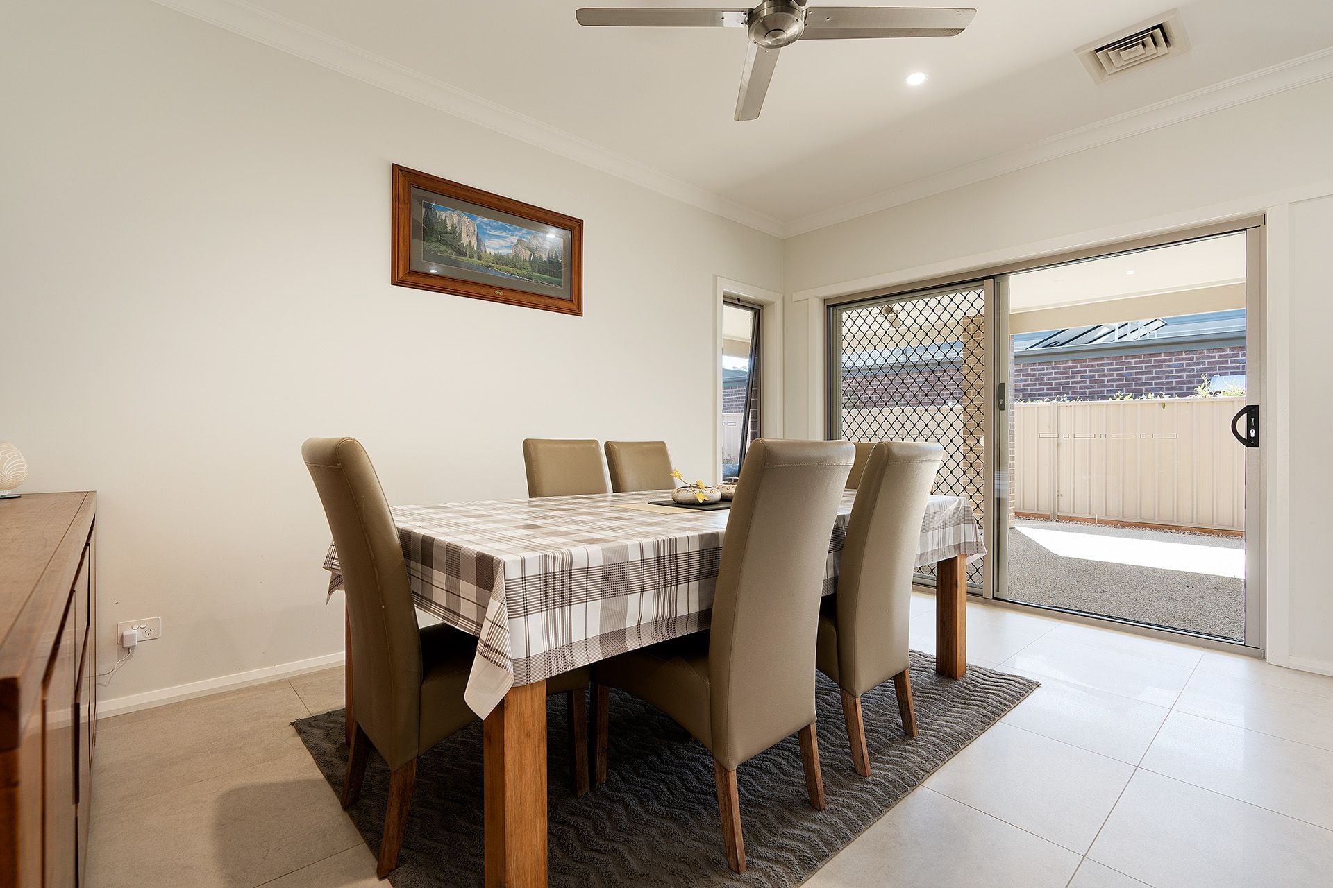 4 Grevillea Drive, McKenzie Hill - Thumbnail 7