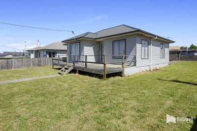 3
 
 
 
  
 
 
 1
 
 
 
  
 
 
 1
 
 
 
 
 
 
 
 139 Oldaker Street, Devonport TAS 7310, Devonport - Thumbnail 8