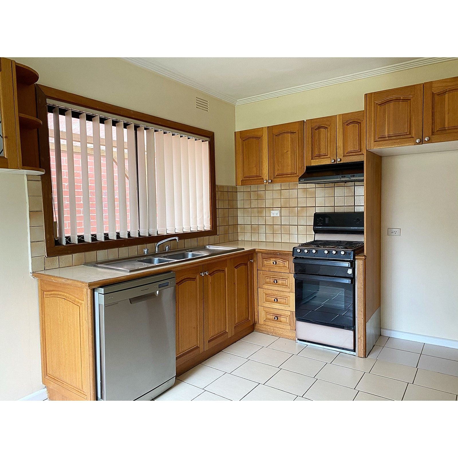 Impressive Two Bedroom Home In Fabulous Location!