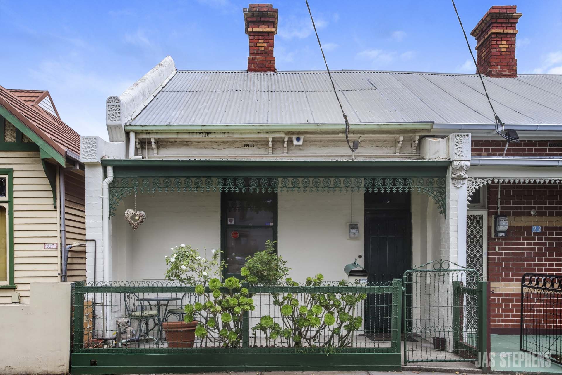 21 Bunbury Street FOOTSCRAY VIC, Footscray - Thumbnail 2