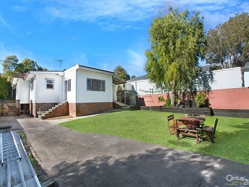 45 Linden Street, SUTHERLAND, Sutherland - Thumbnail 2