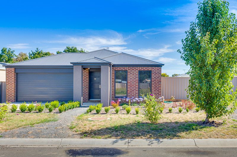 24 McMahon Drive, Ballan - Thumbnail 2