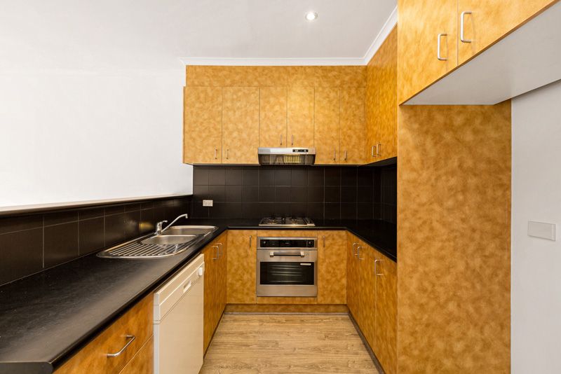 3/26 Park Street, Footscray - Thumbnail 6