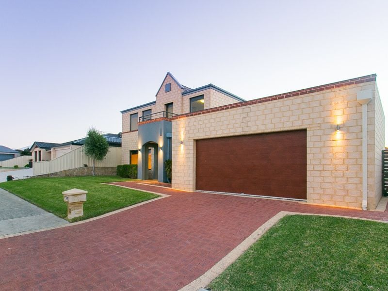 For Sale By Owner 8 Namoi Street, Hammond Park, WA 6164