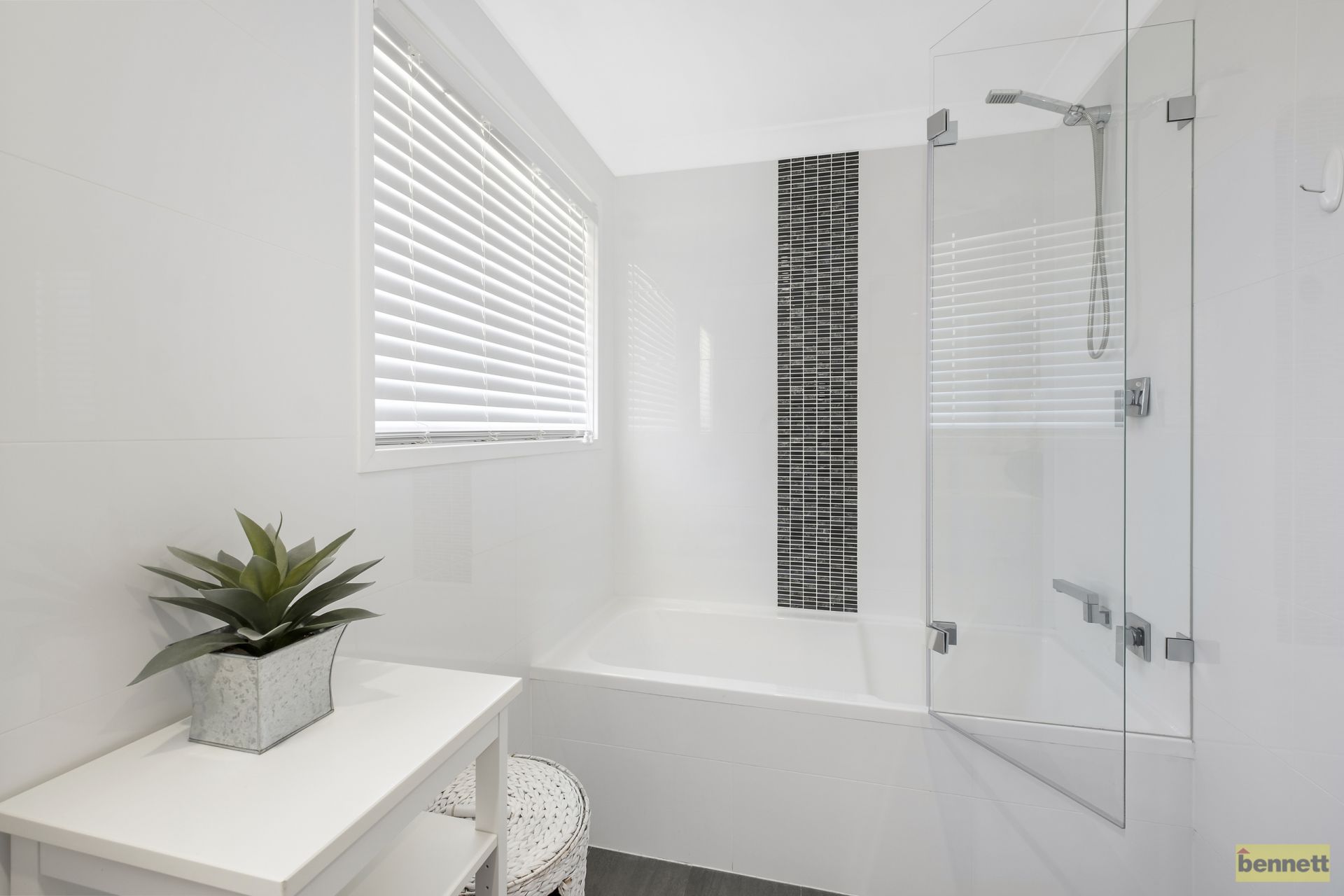 44 Meares Road, McGraths Hill - Thumbnail 7