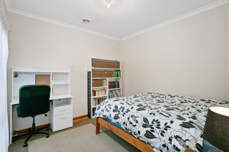 12 Amaranth Avenue, Altona North - Thumbnail 6