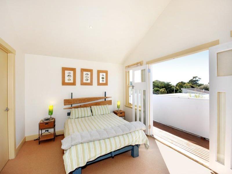 98 Hitchcock Avenue BARWON HEADS VIC, Barwon Heads - Thumbnail 2