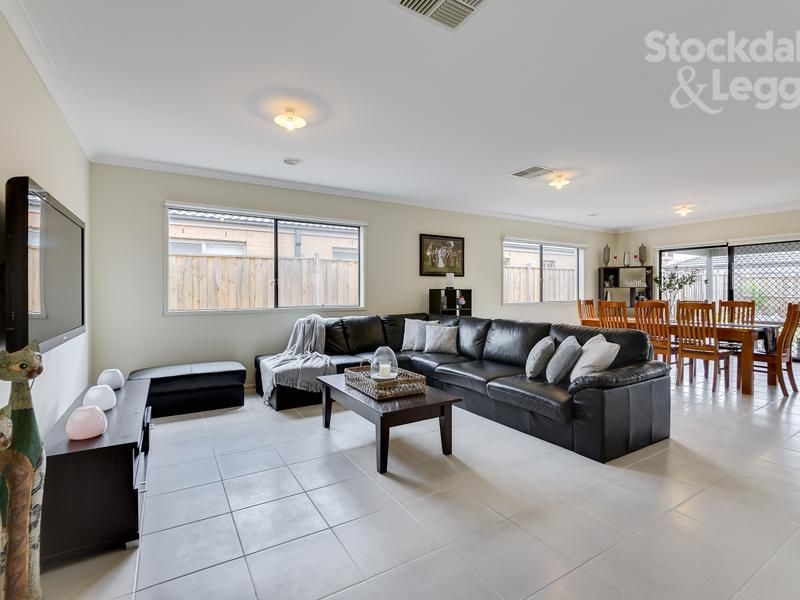 12 Eugenia Street MERNDA, Mernda - Thumbnail 4