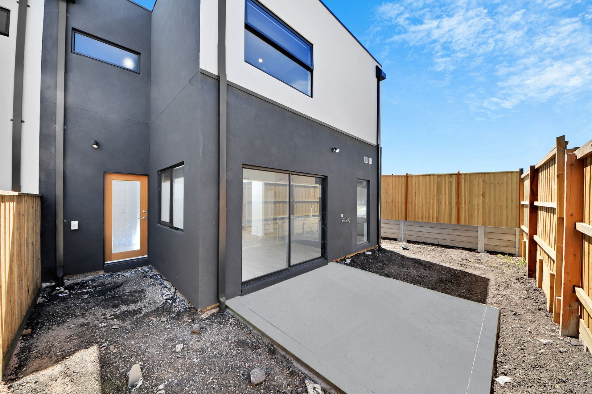 Modern & Brand New Townhouse