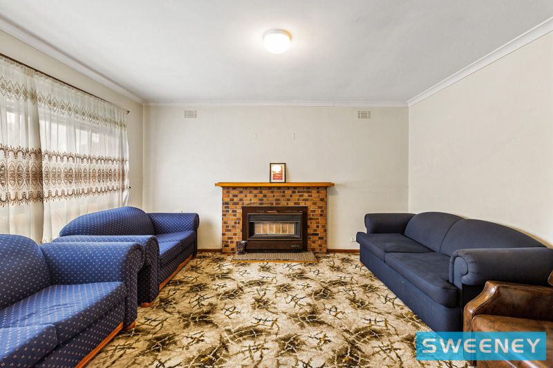 247 Civic Parade, Altona - Thumbnail 3