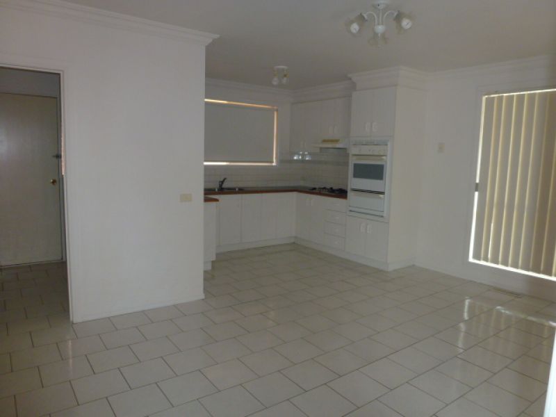 2/63 Jessie Street, Preston