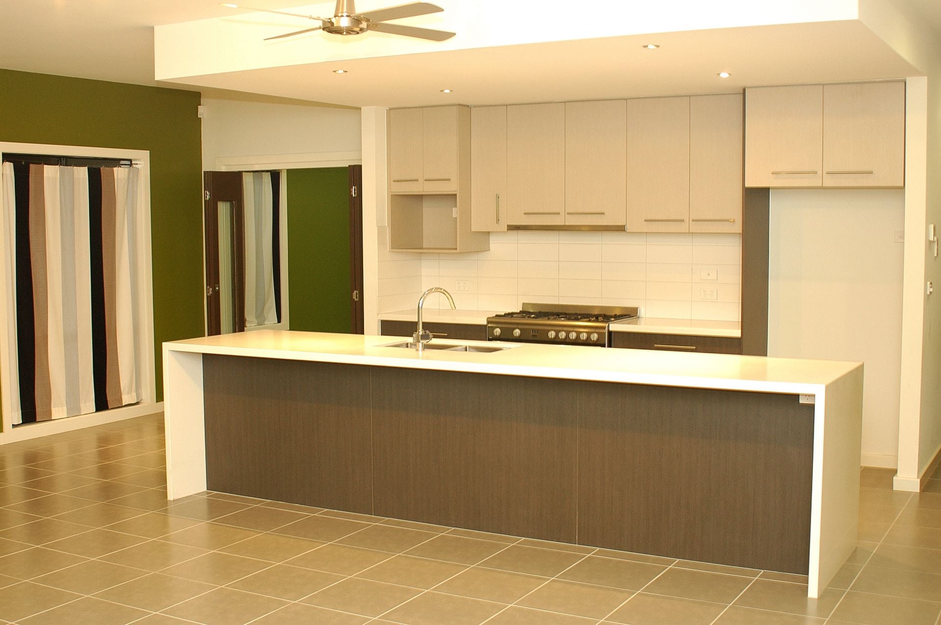 MODERN HOME, CONVENIENT LOCATION   *Insp Sat 23rd Feb @ 11:45am*