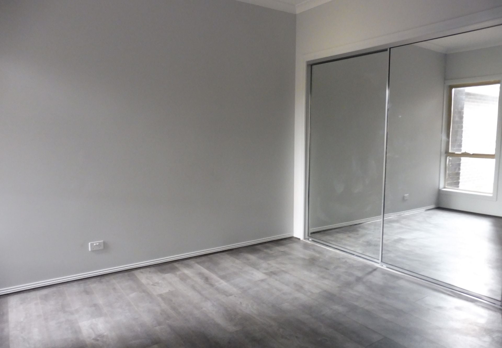 NEWLY BUILT FAMILY HOME