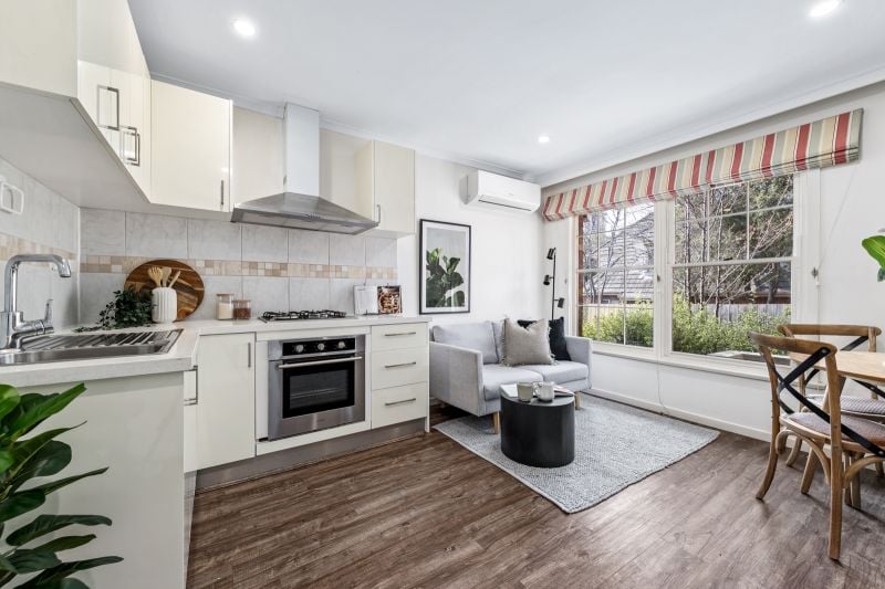 3/11 Brougham Street Box Hill VIC, Box Hill - Thumbnail 2