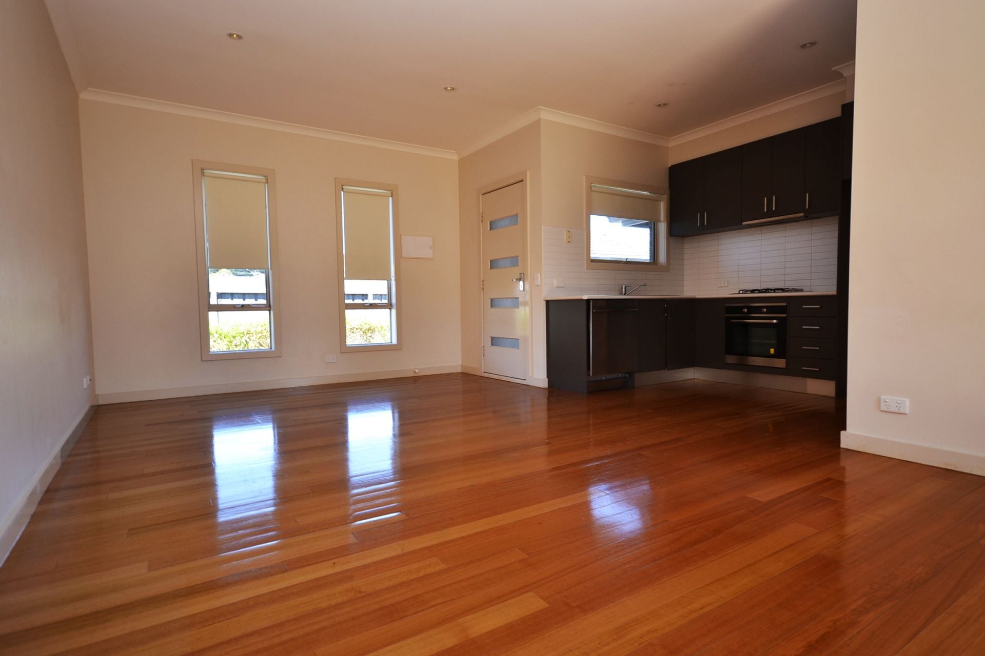 THE BEST UNIT KINGSBURY HAS TO OFFER!