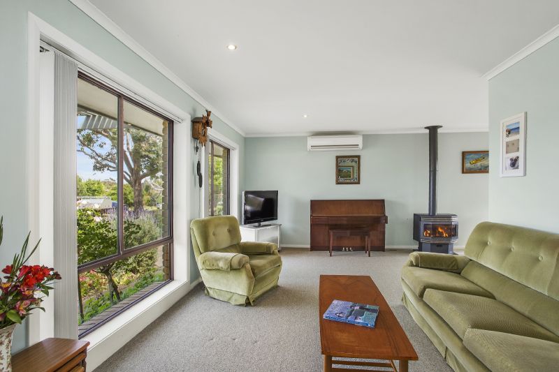 Real Estate For Sale 15 Heath Close Ocean Grove , VIC